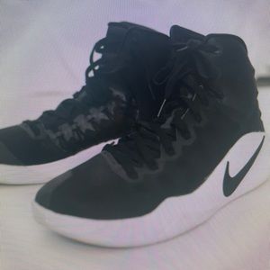 NWOT! Mens Nike zoom hyperdunk size 10